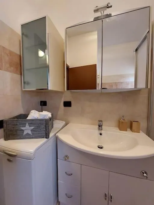 S.T.A.R-H.O.U.S.E Cesano Maderno Apartment Italy