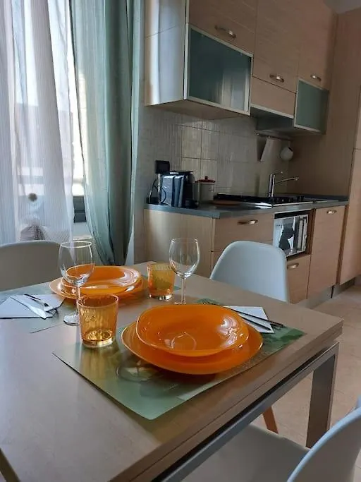 S.T.A.R-H.O.U.S.E Cesano Maderno Apartment 0*,  Italy