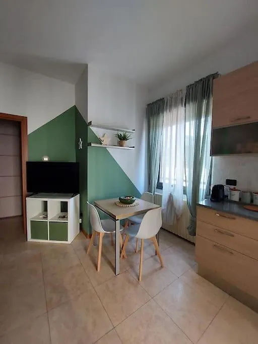 S.T.A.R-H.O.U.S.E Cesano Maderno Apartment