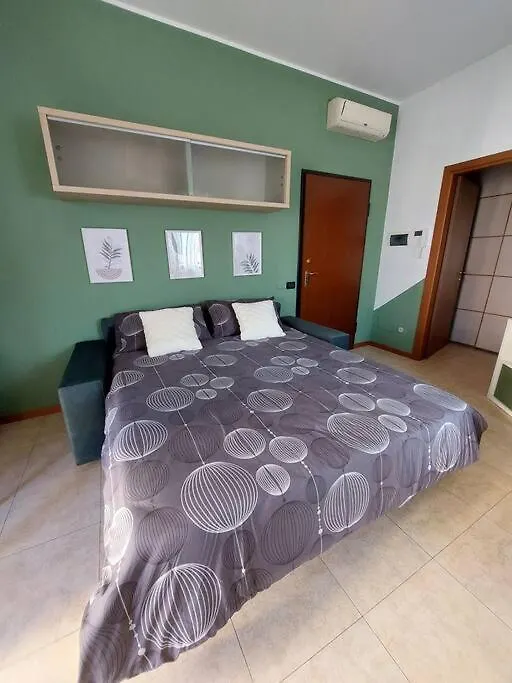 S.T.A.R-H.O.U.S.E Cesano Maderno Apartment